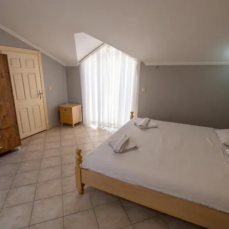 Beachfront Seaview 3 Bedroom Seahorse 8 Fethiye