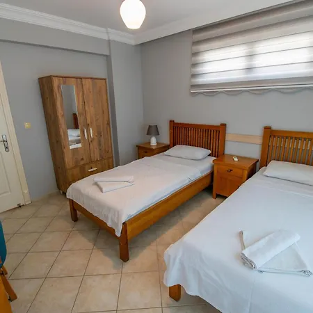 Beachfront Seaview 3 Bedroom Seahorse 8 Daire