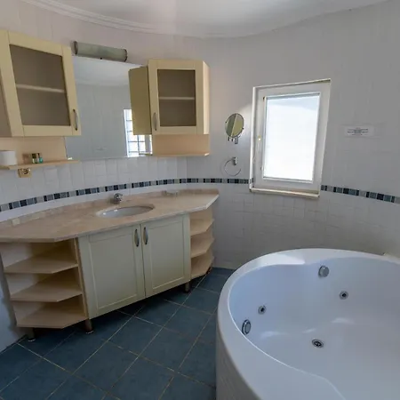 Beachfront Seaview 3 Bedroom Seahorse 8 شقة فتحية