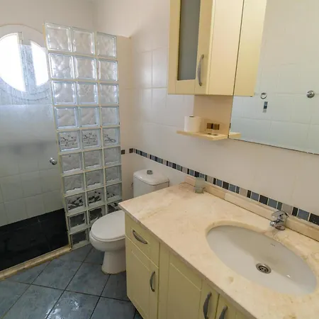 شقة Beachfront Seaview 3 Bedroom Seahorse 8 فتحية